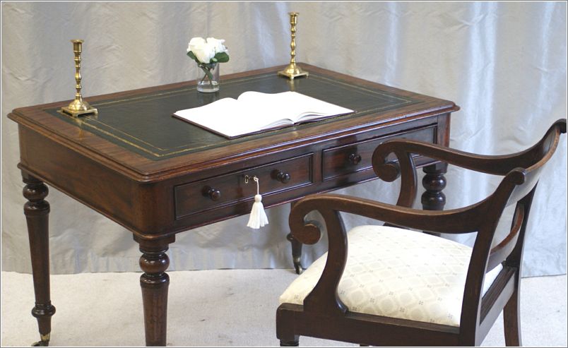 3037 Small Antique Georgian Writing Table (6)